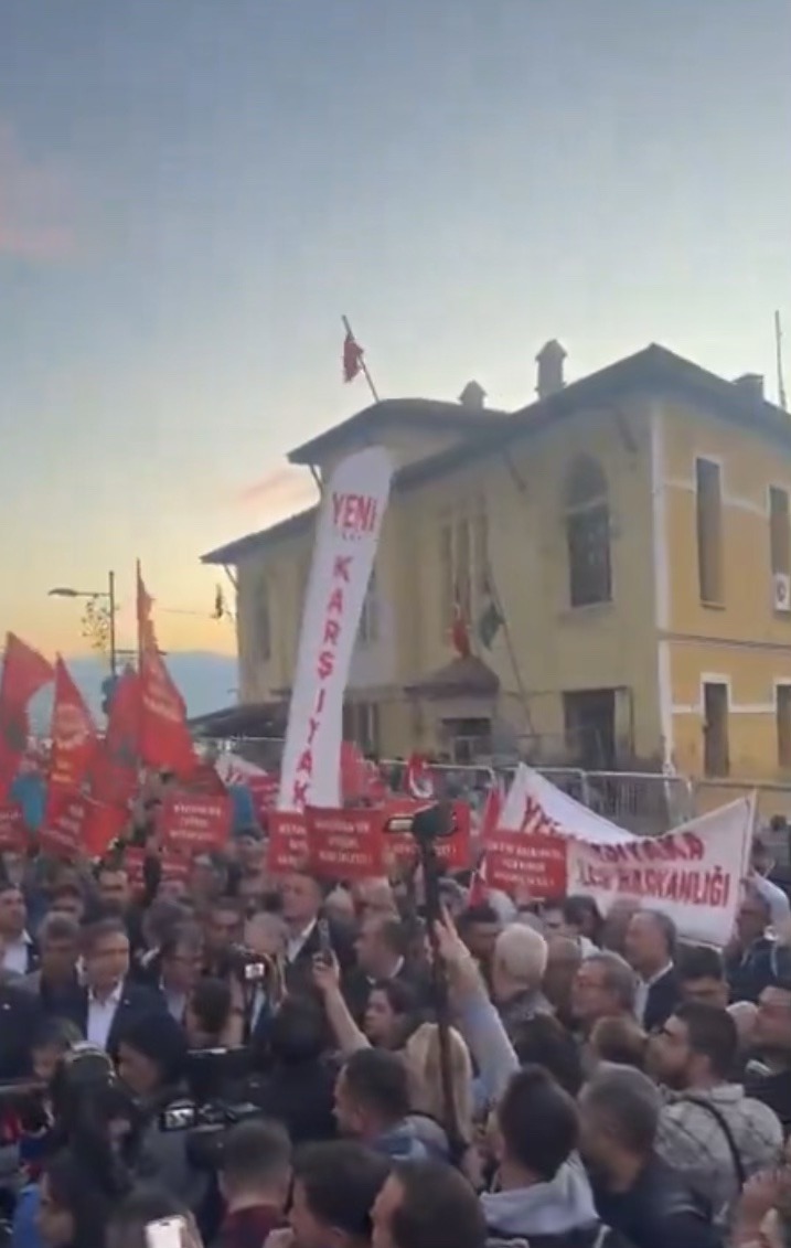 İzmir'deki protestodan