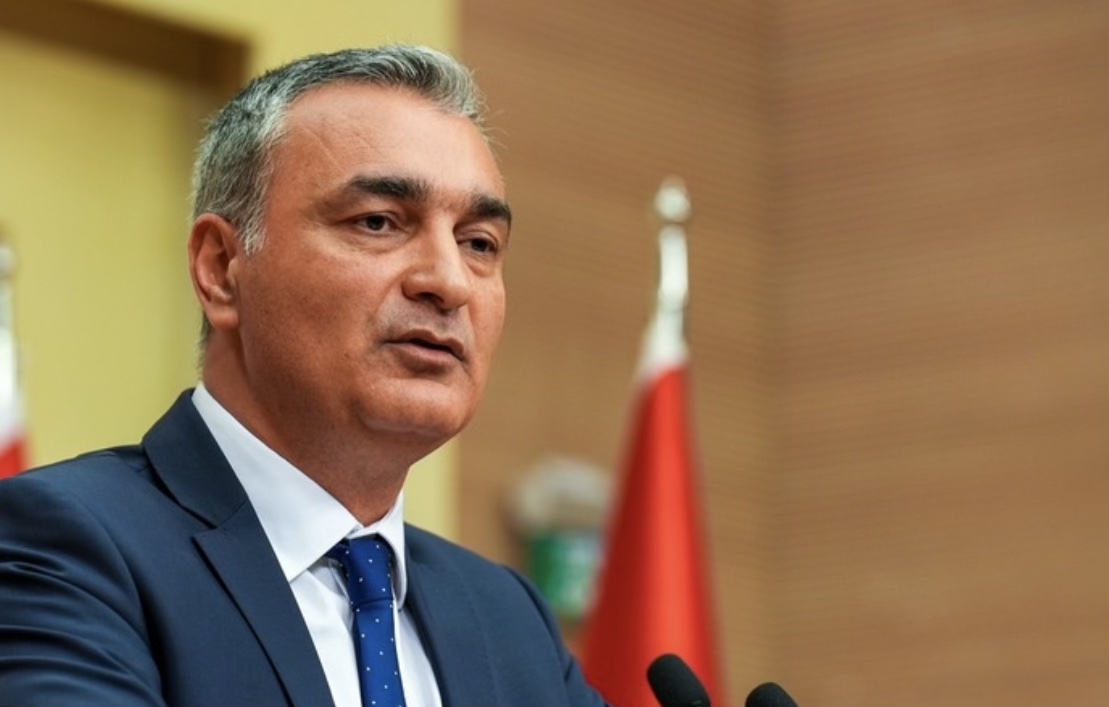 CHP Sözcüsü Müslim Sarı